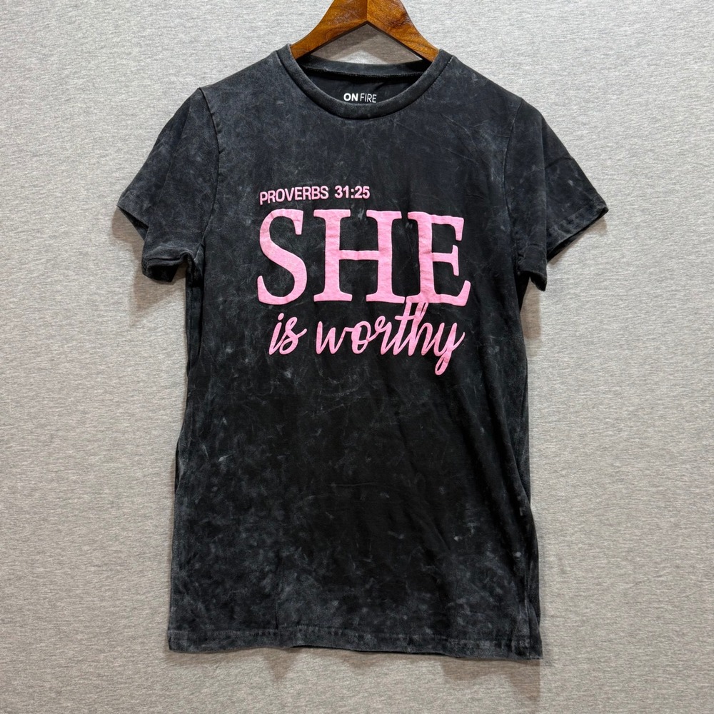 On Fire Graphic T-Shirt Womens Large Black Proverbs 31:25 Child of God Christian